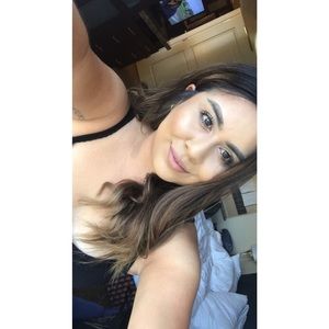 Meet your Posher, Denise